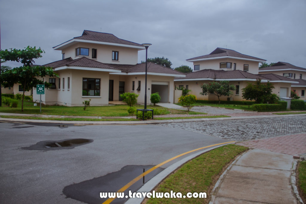 lakowe apartments the cove