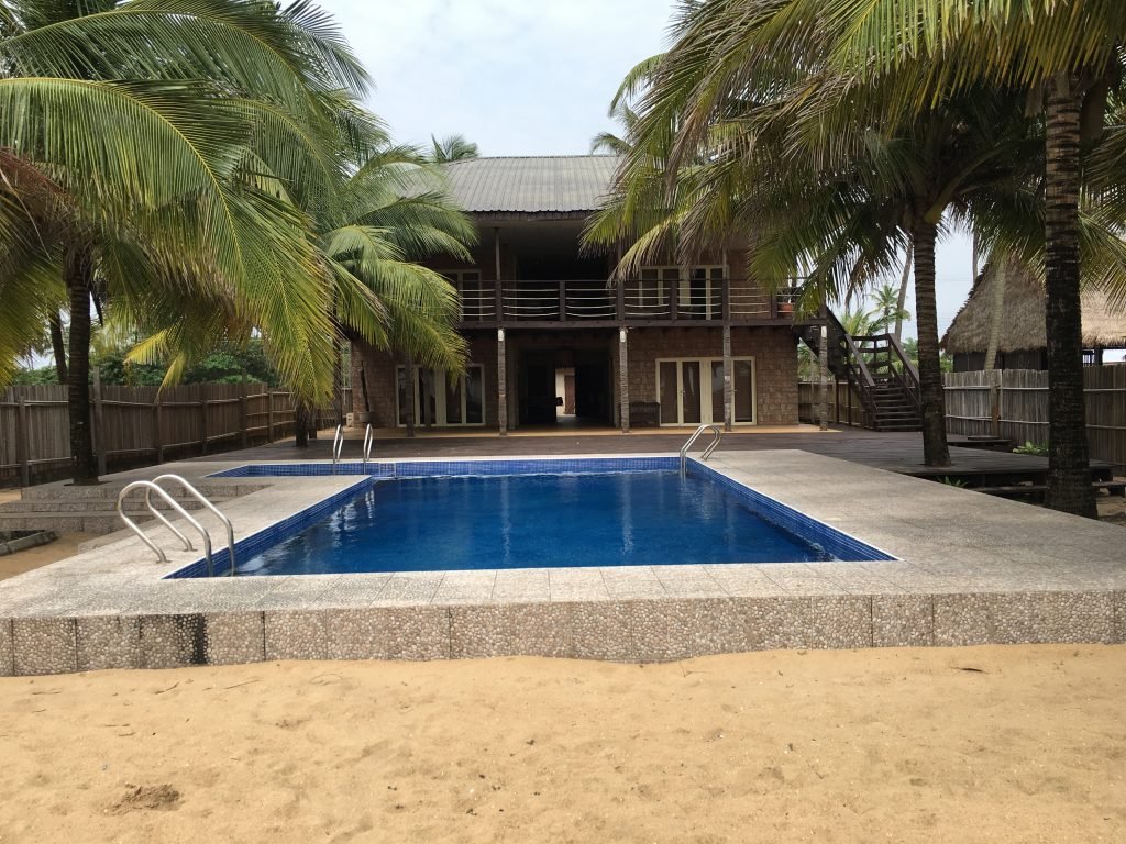 swimming pool at ilashe beach