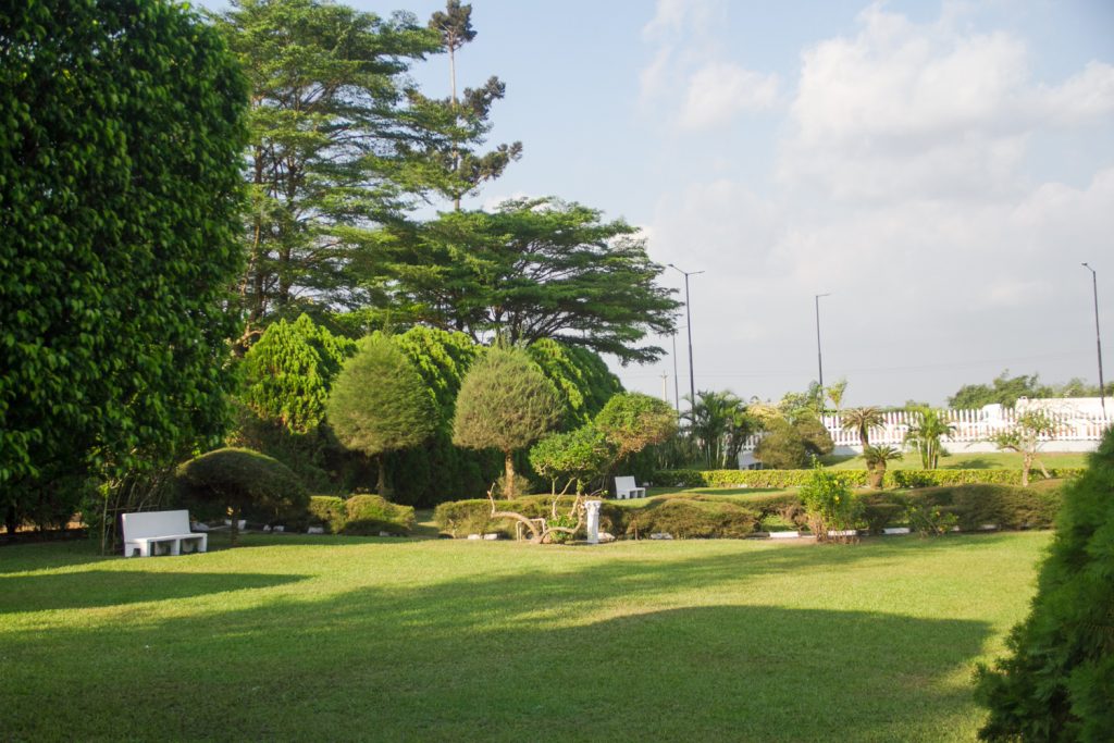 park at5 airport road