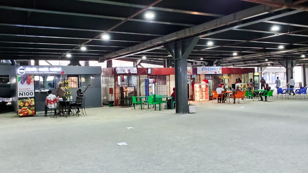 food vendors at Oshodi bus park