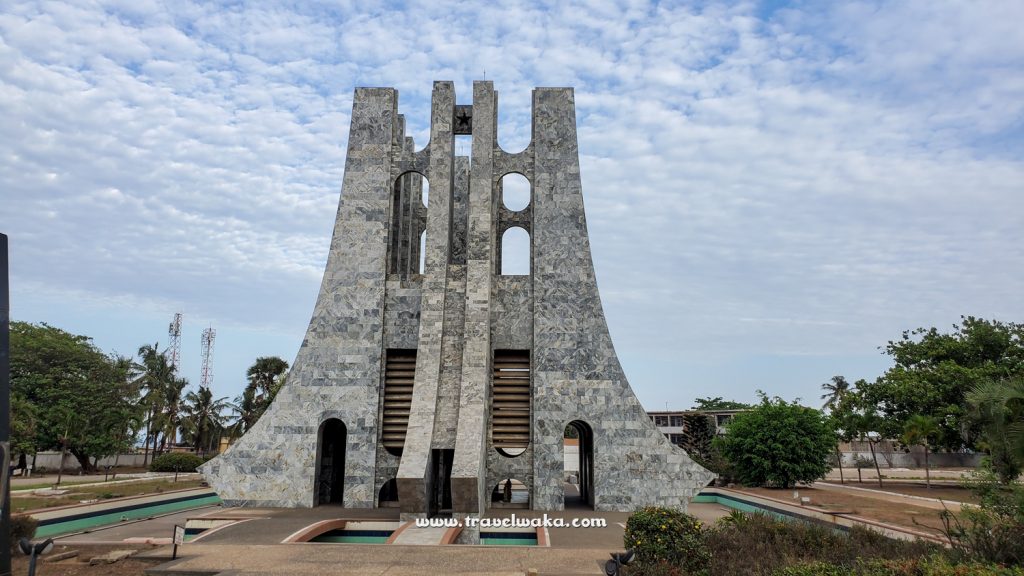 mausoleum statue in ghana