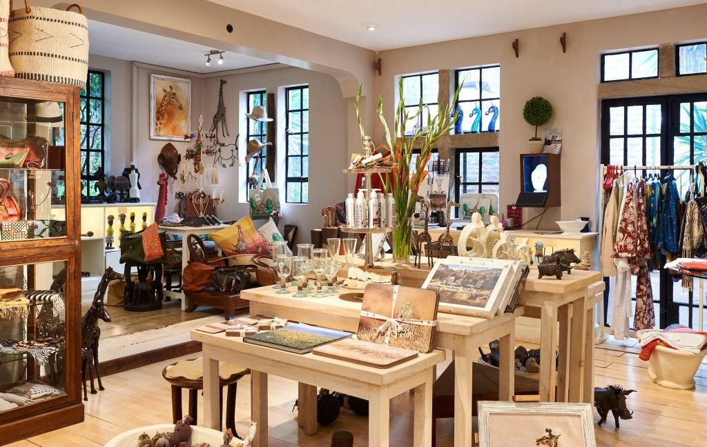 gift shop at hotel manor