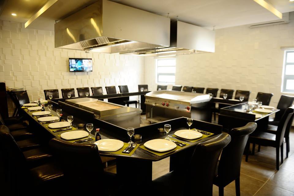 bangalows restaurants in lagos