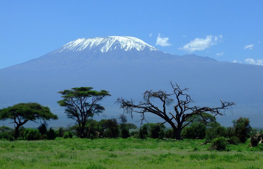 mount everest tanzania