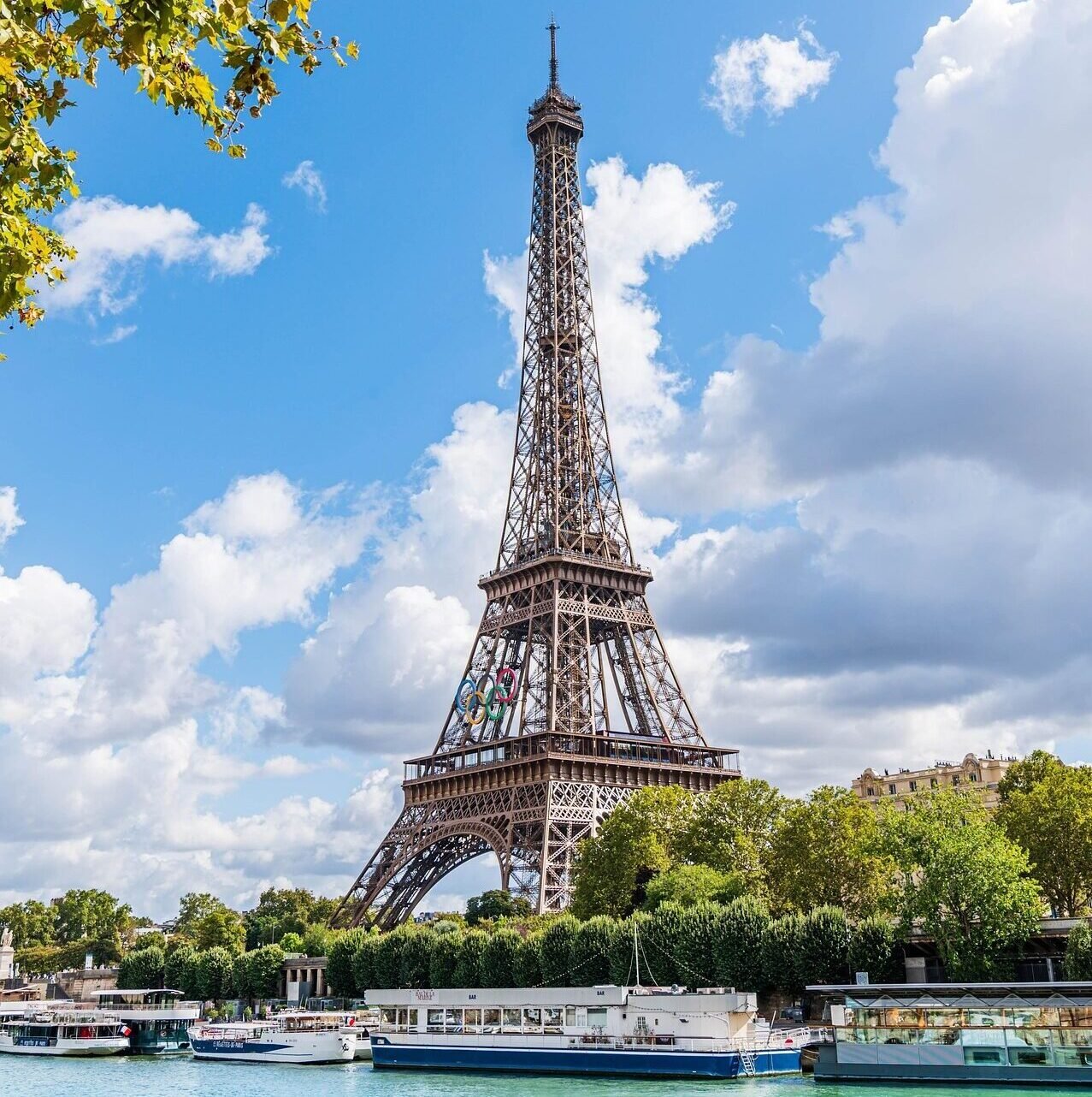 eiffel tower